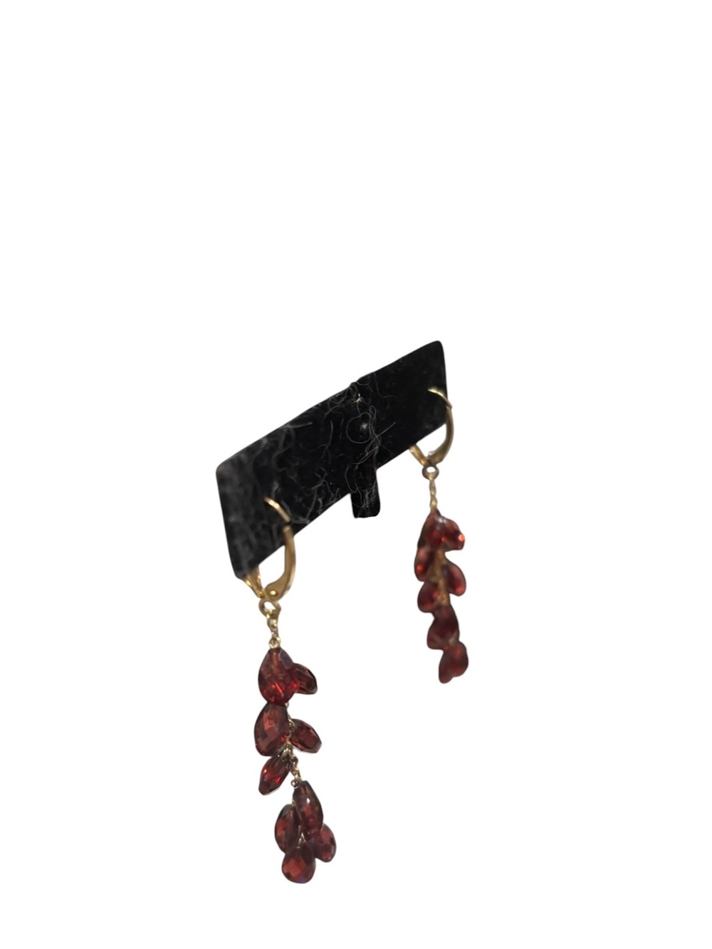 Garnet Dangle Chandelier
Earrings in 14 kt Gold 2.5 inches in length